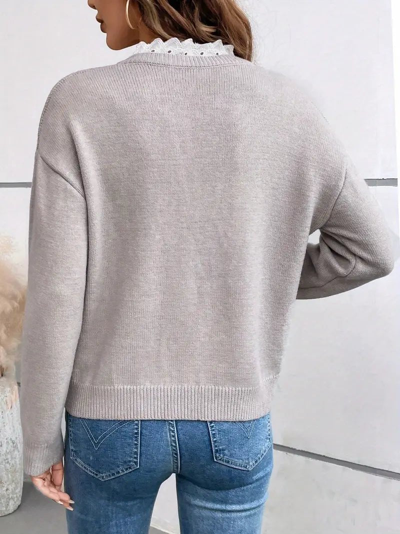 Lise - Stijlvolle gebreide trui met kanten kraag voor dames