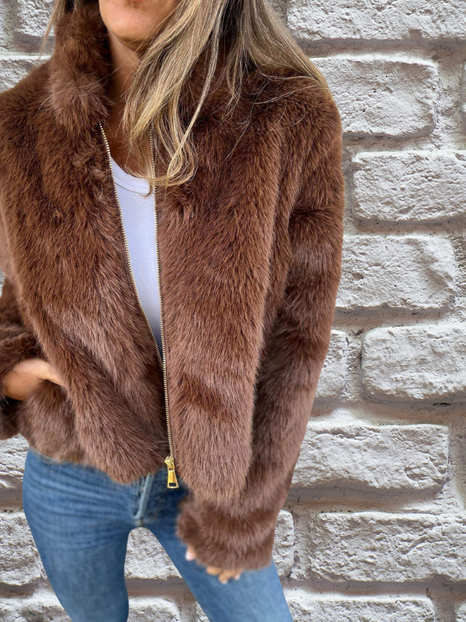 Fiep - Korte faux fur jas voor dames