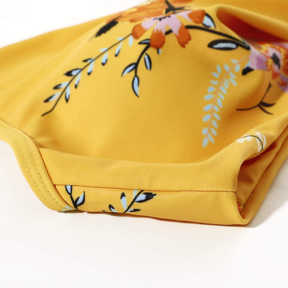 Fleur - Kleurrijke high waist damesbikini met crossover top