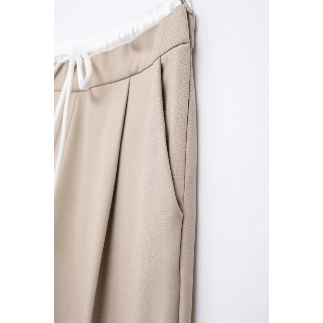 Jasmijn - Luchtige broek met wijde pijpen voor dames